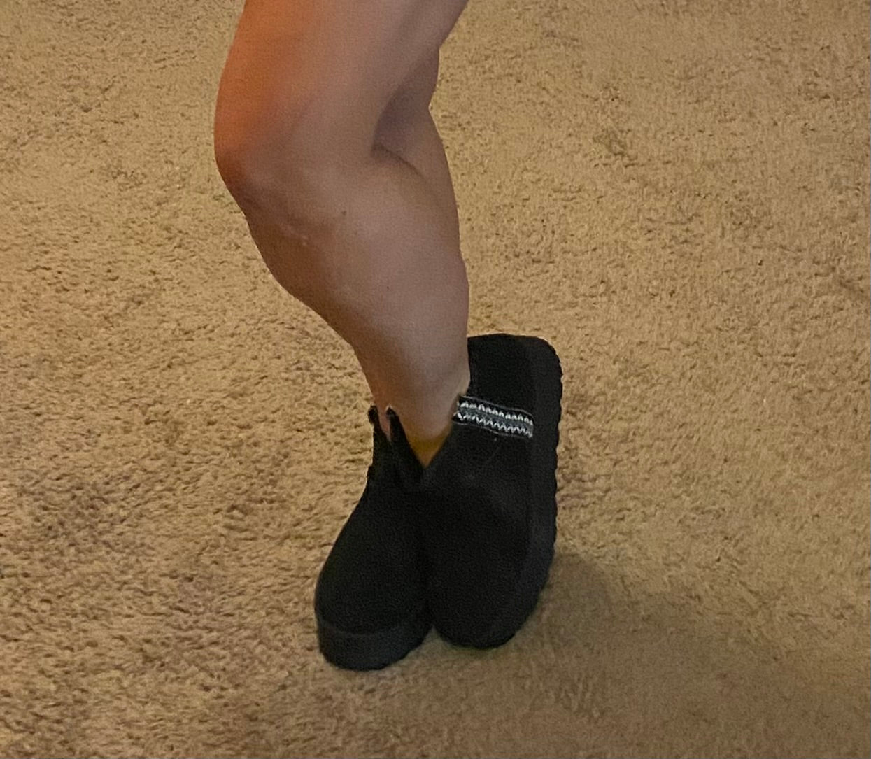 FUR LINED ANKLE BOOTIES