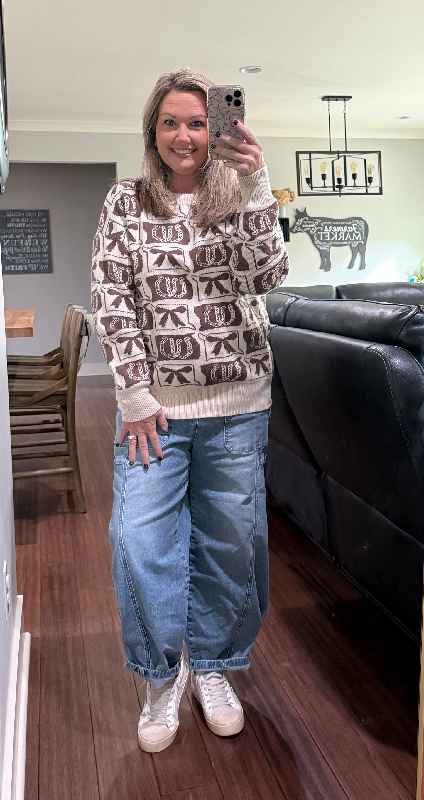 BOWS AND HORSESHOES SWEATER