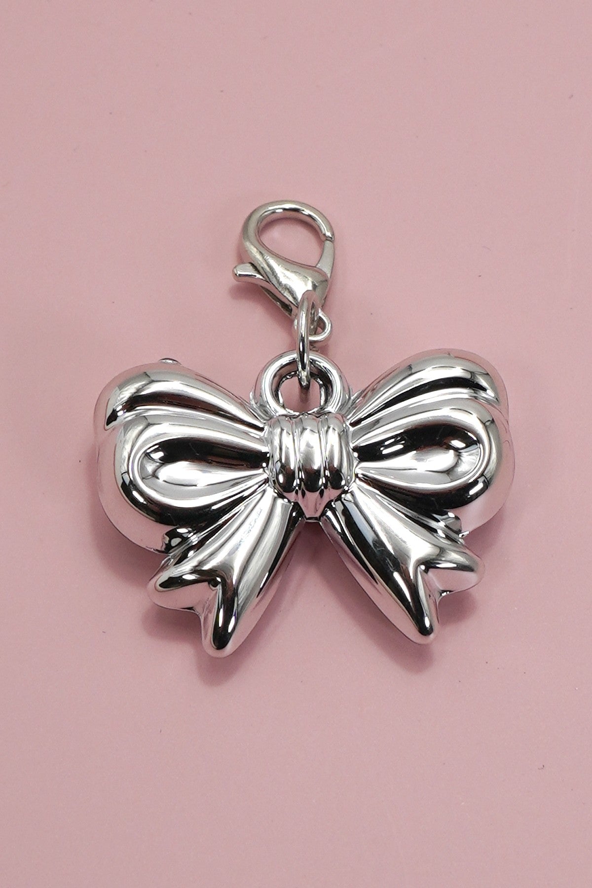 SILVER BOW SHOE CHARM