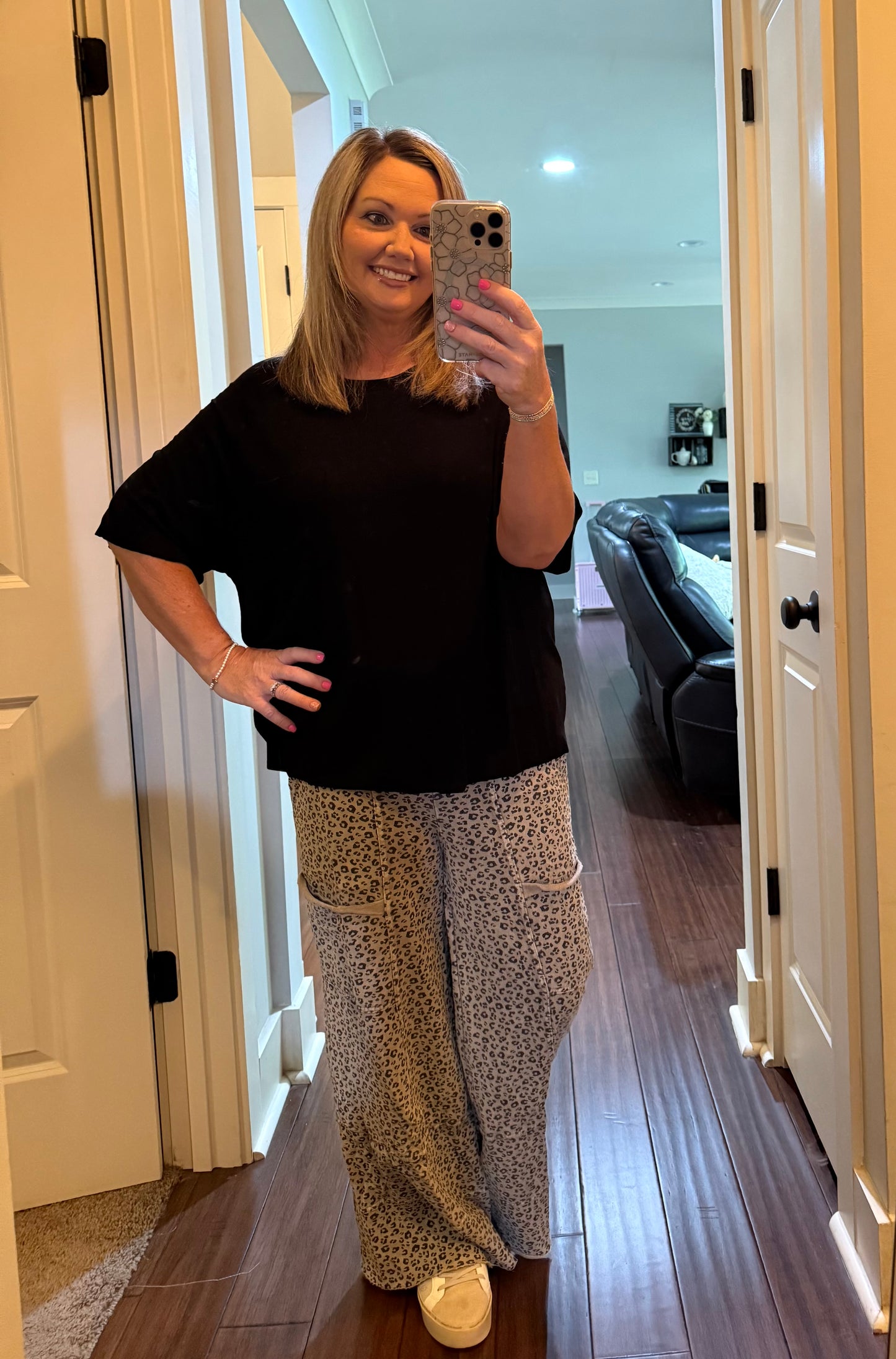 LEOPARD PRINT WIDE LEG PANTS