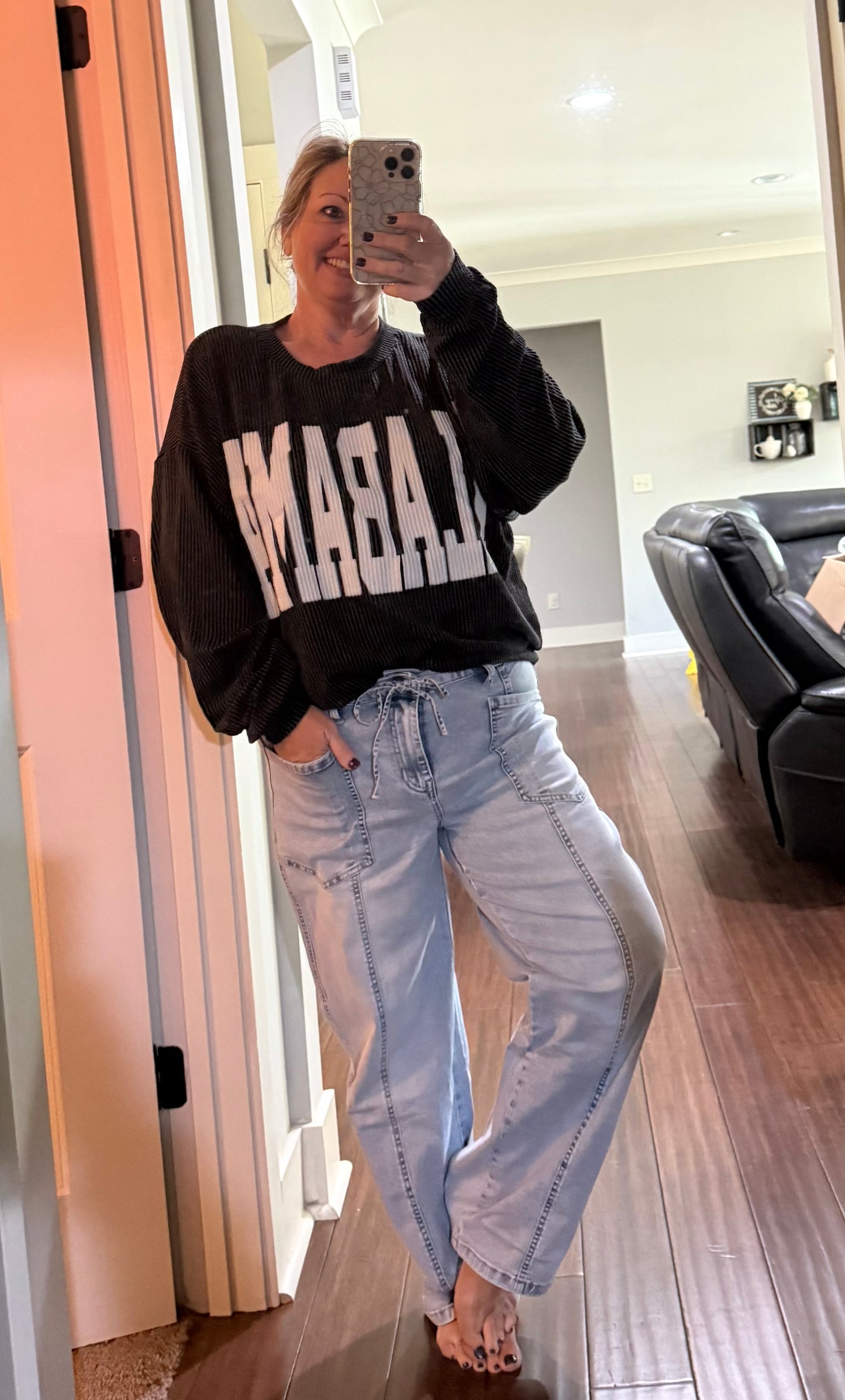 EXPOSED STITCH DETAIL DRAWSTRING BARREL JEANS