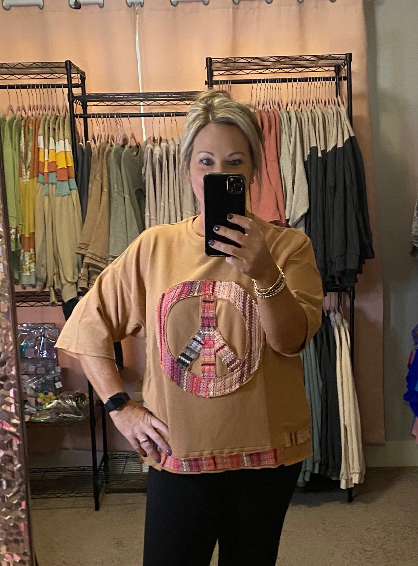 GROOVY TOP