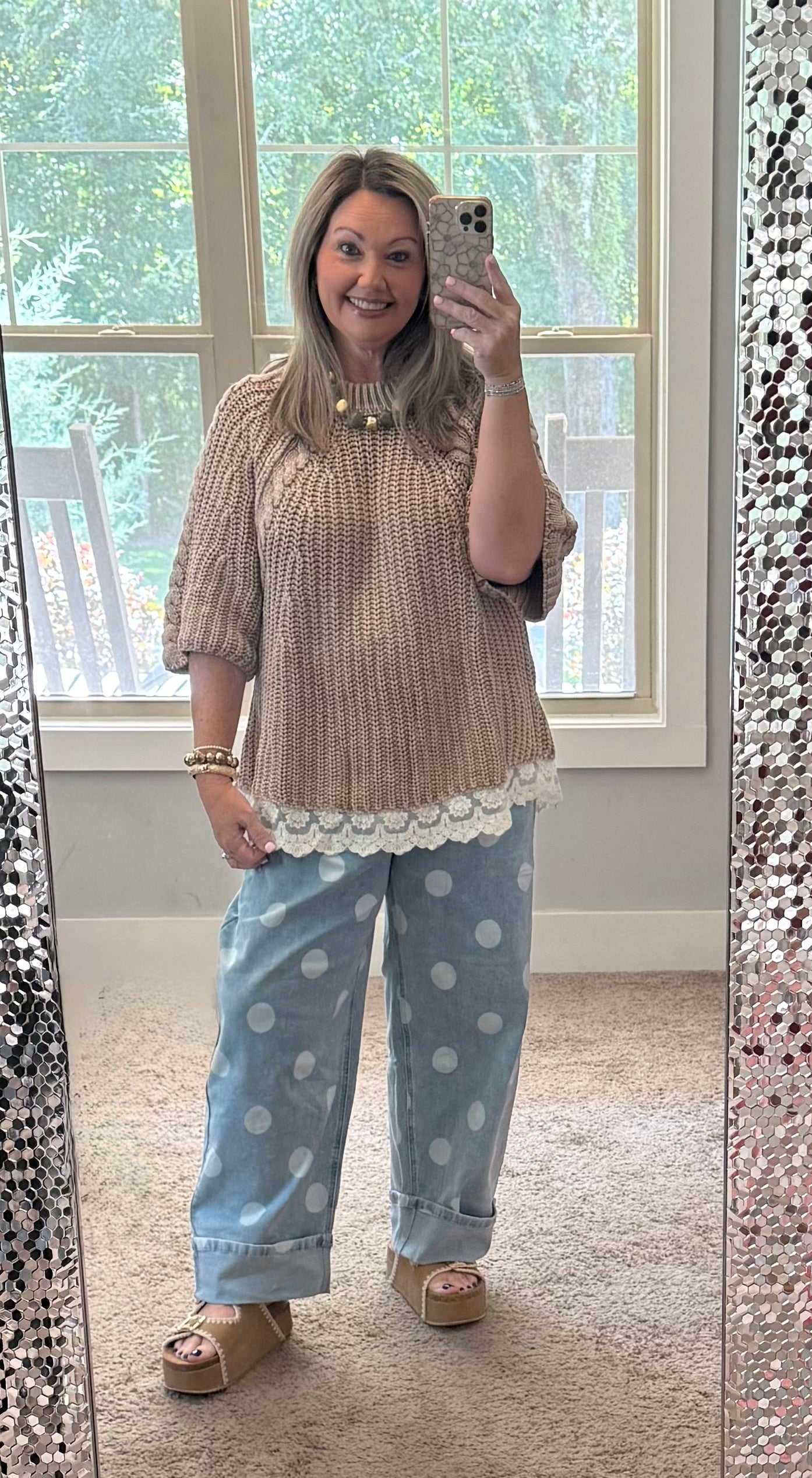 LACE BOTTOM KNITTED SWEATER