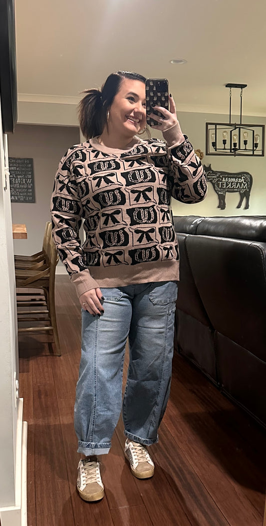 BOWS AND HORSESHOES SWEATER