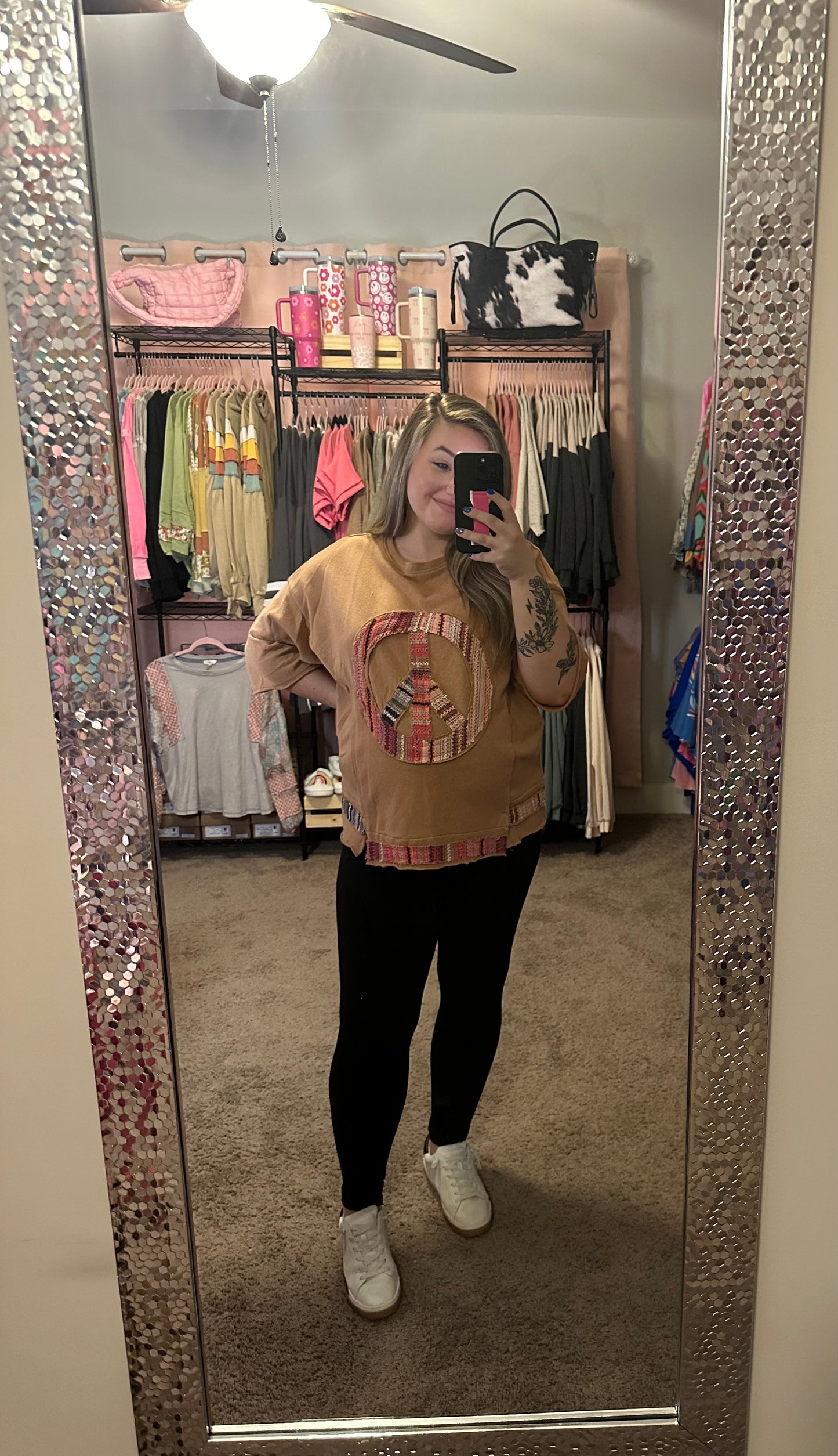 GROOVY TOP