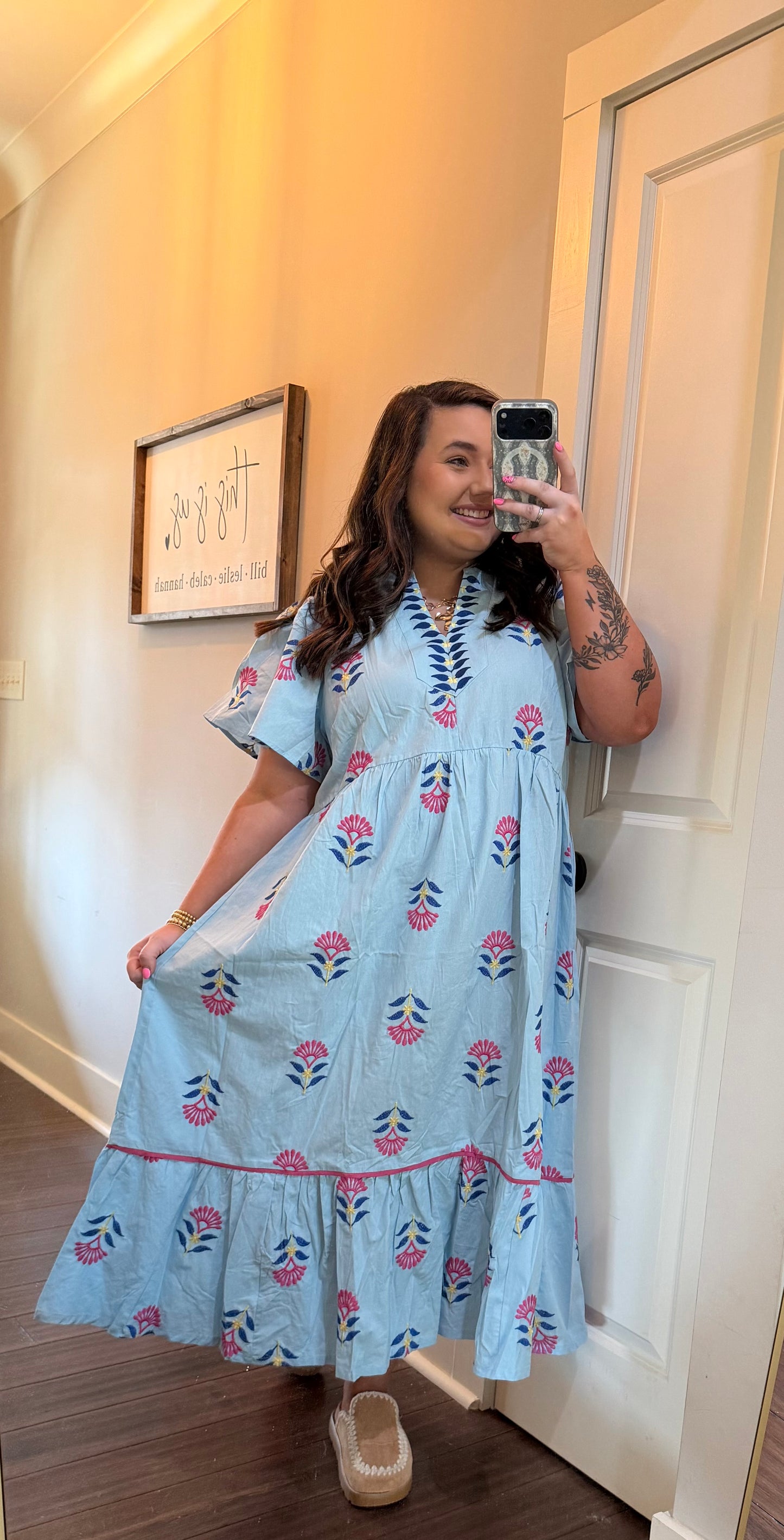 EMBROIDERED TIERED MIDI DRESS **CURVY**