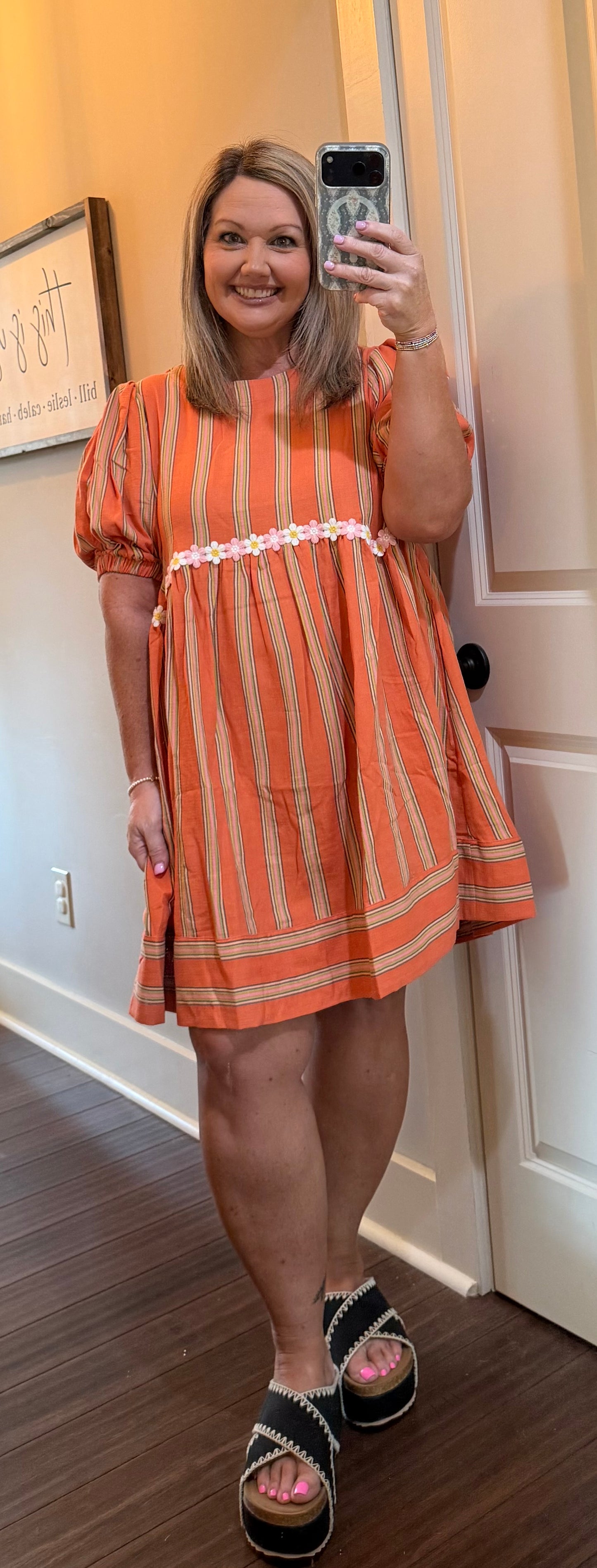 BUBBLE SLEEVE WOVEN DRESS