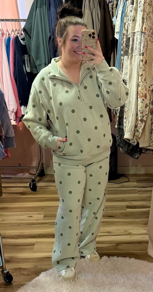 POLKA DOT FLEECED SWEATSHIRT AND PANTS SET