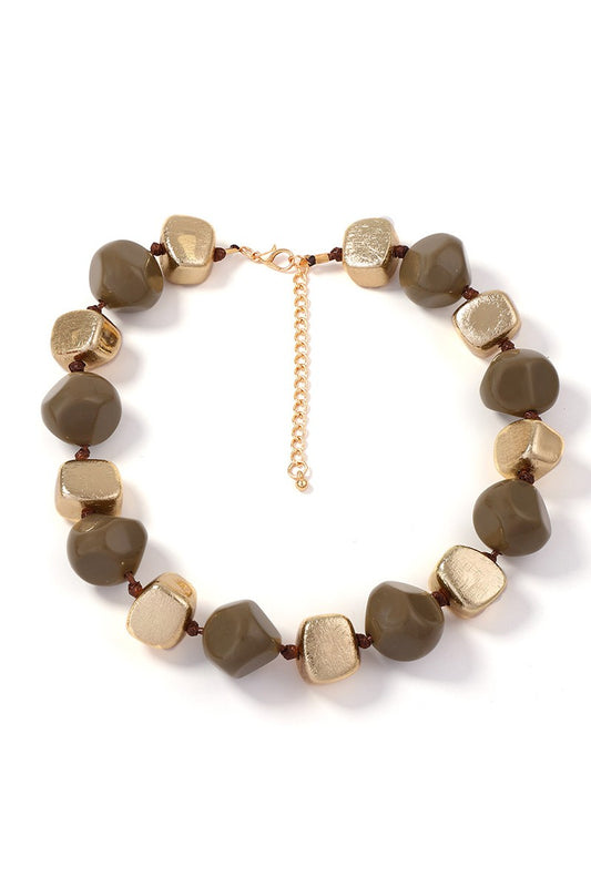 GEOMETRIC RESIN BEAD NECKLACE