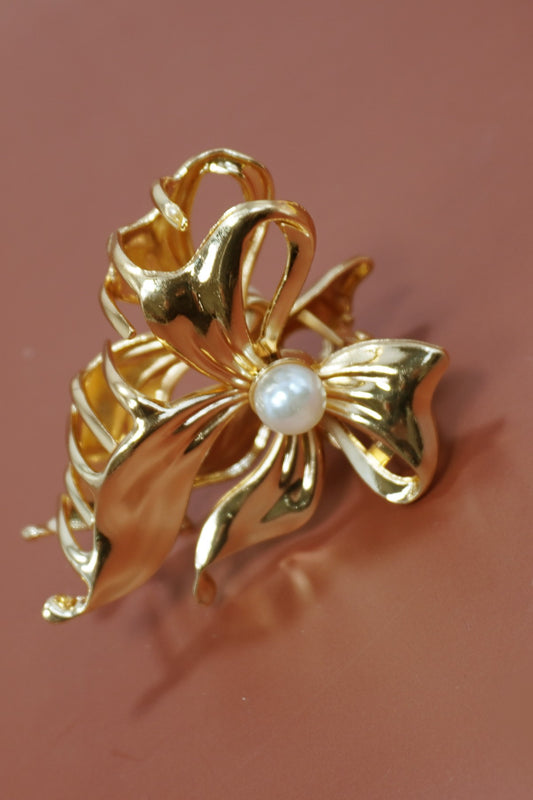 GOLD PEARL BOW HAIR CLIP