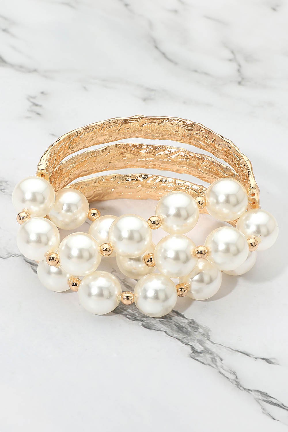MULTI STRAND PEARL STRETCH BRACELET