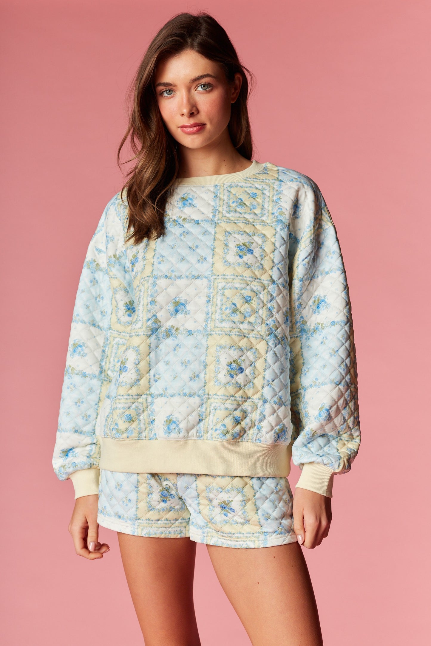 PATCHWORK QUILTED PULLOVER SHORT SET