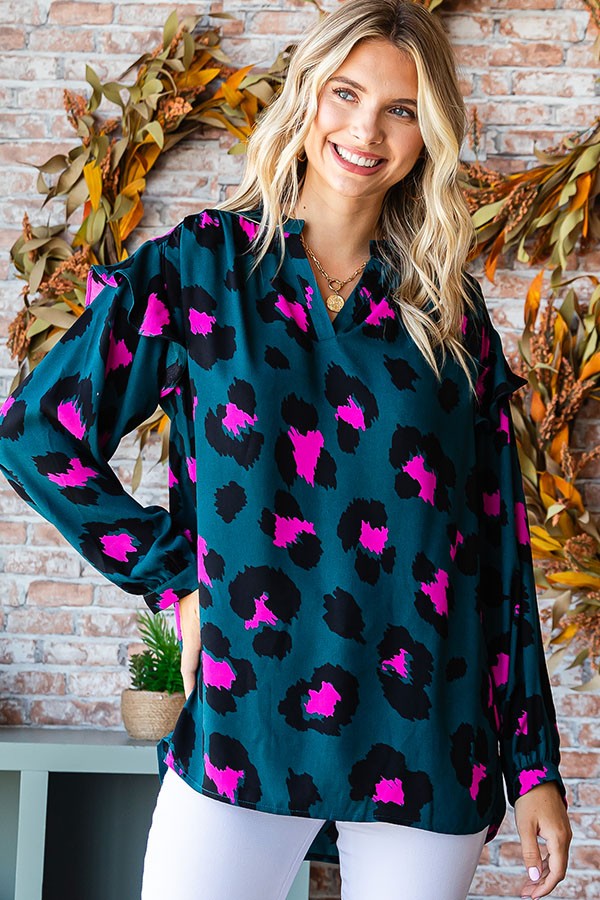 SASSY SUSAN LEOPARD TOP